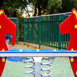Wartung von Spielpltzen