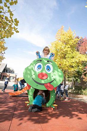 Die Raupe (lange Version mit Apfel)