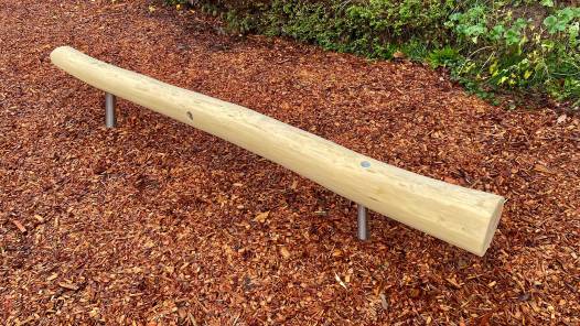 Balancestamm, Balancierbalken Robinie, ca. 200, 300 und 400 cm lang