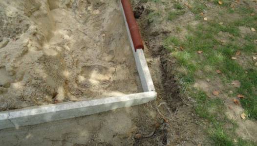 Gummigranulatberzug fr Beton Rabatten 60 mm