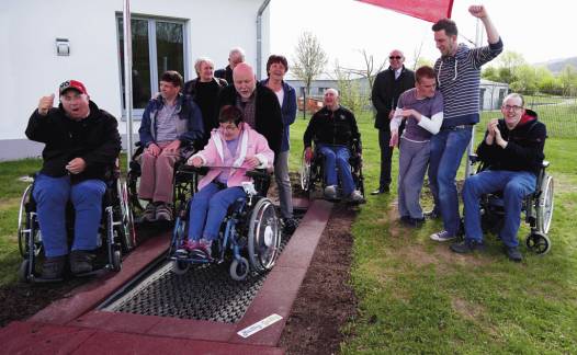 Rollstuhlfahrer-Trampolin Rolli