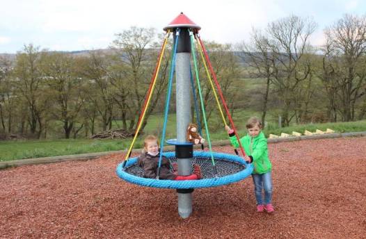 Mini-Vogelnestkarussell, Hally-Gally�