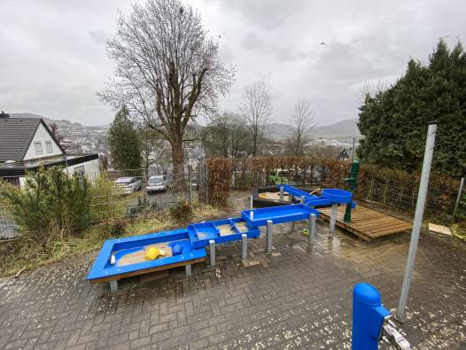 Neptun, Verteilerbecken