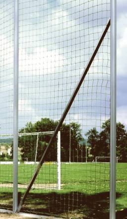 Quertraverse je lfdm fr Ballfangzaunpfosten
