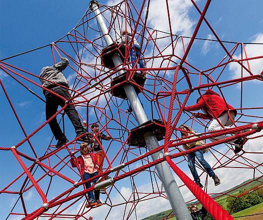 Seilpyramide SPIDER 6, Kletterpyramide mit 6 Abspannungen