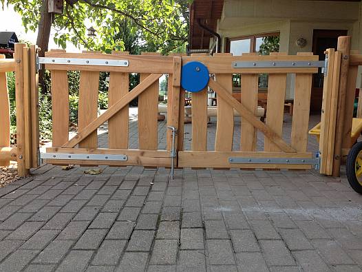 Robinienzauntor 90 cm breit