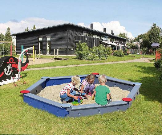Sandkasten mit 6 Seiten