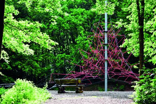 Seilpyramide SPIDER 8 mit 6 Abspannungen