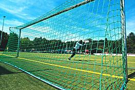 Jugendfuball-Tornetz Ultra aus Polyethylen (1 Paar), ca. 4,9 mm stark, in Flecht/Flecht-Technik, MW 10 cm