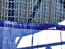 Anbringen/Annhen von Plane an Netz