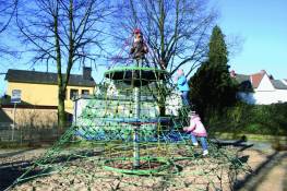 Seilnetz-Pyramide Dino 2 Kletterpyramide