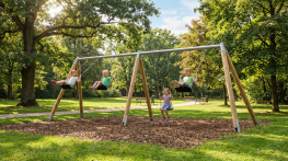 Vierfachschaukel Holz/Metall AH 2,20 m oder 2,60 m inkl. Schaukelsitzen