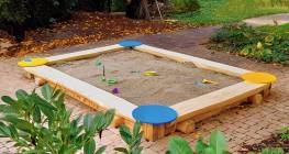 Halbstamm-Sandkasten Rechteck, mit PE-Eckverbindungen 90