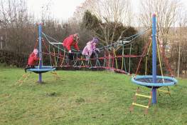 Vogelnestturm-Kombi & Bogenbr�cke